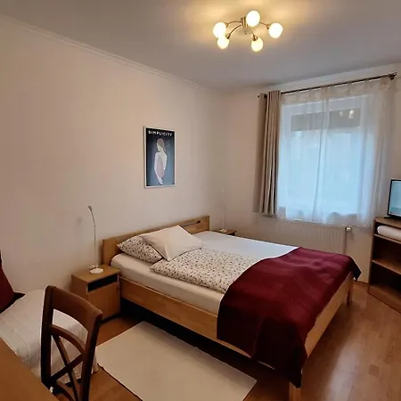 Sunny Apartman *
